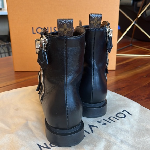 Louis Vuitton Monogram Jumble Flat Ankle Boot - Picture 7 of 8